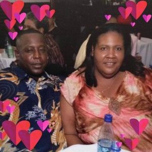 Meet your Posher, Leona